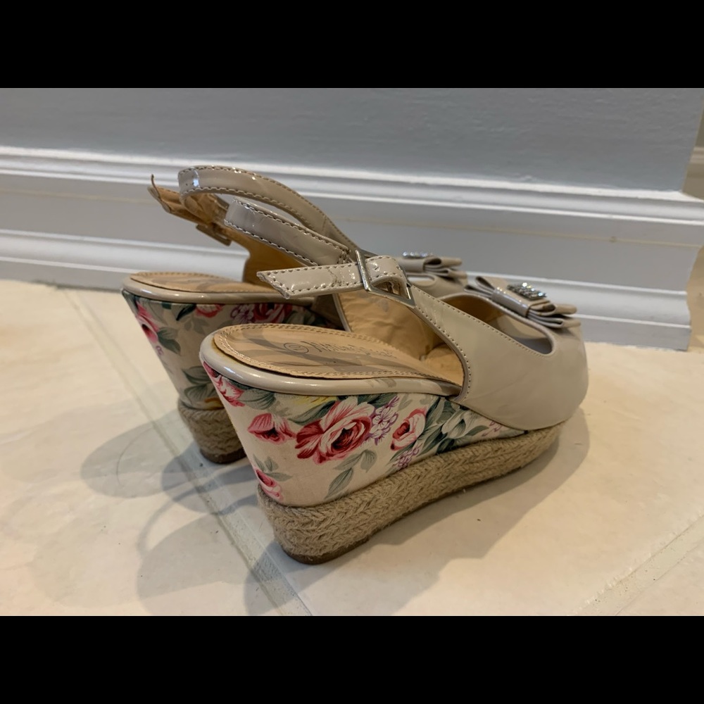 nature breeze heel size 10